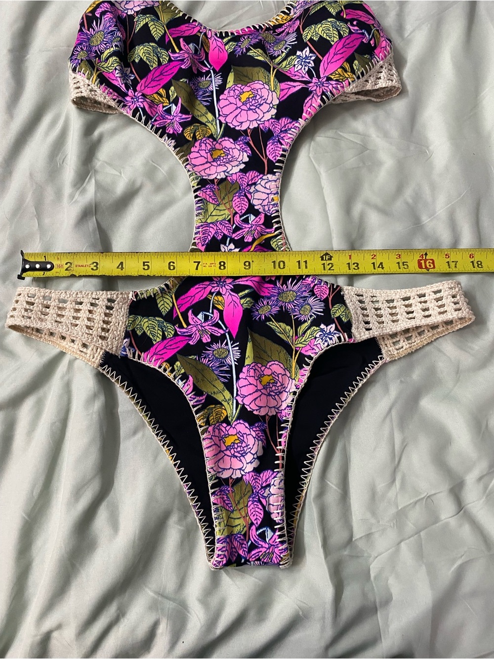 Victoria's Secret Tropical Floral Crochet Monokini Size Large Boho Festival - Picture 11 of 12